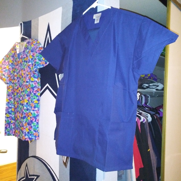 Medical scrubs - Picture 5 of 8